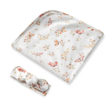 Load image into Gallery viewer, Jersey Baby Wrap &amp; Bow Set: Butterfly