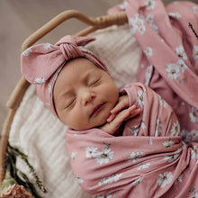 Load image into Gallery viewer, Jersey Baby Wrap &amp; Bow Set: Daisy