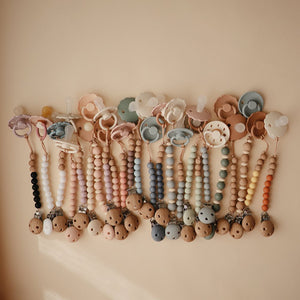 Wood Beaded Soother Clip - Halo Powder