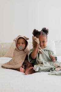 Kangaroo Hoodie Towel Baby - Woodchuck