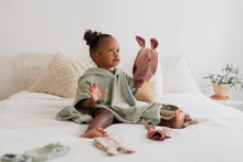 Load image into Gallery viewer, Kangaroo Bath Mitts - Petrol