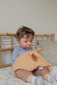BIBS Cuddle Cloth Kangaroo - Ivory