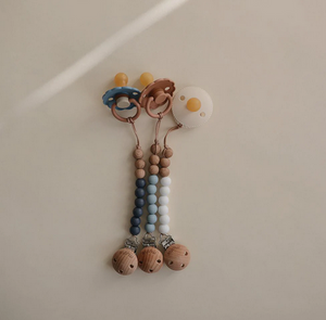 Wood Beaded Soother Clip - Mauve