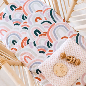 Bassinet Sheet / Change Pad Cover: Rainbow