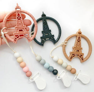 Clip & Teether: Eiffel Tower - Caramel